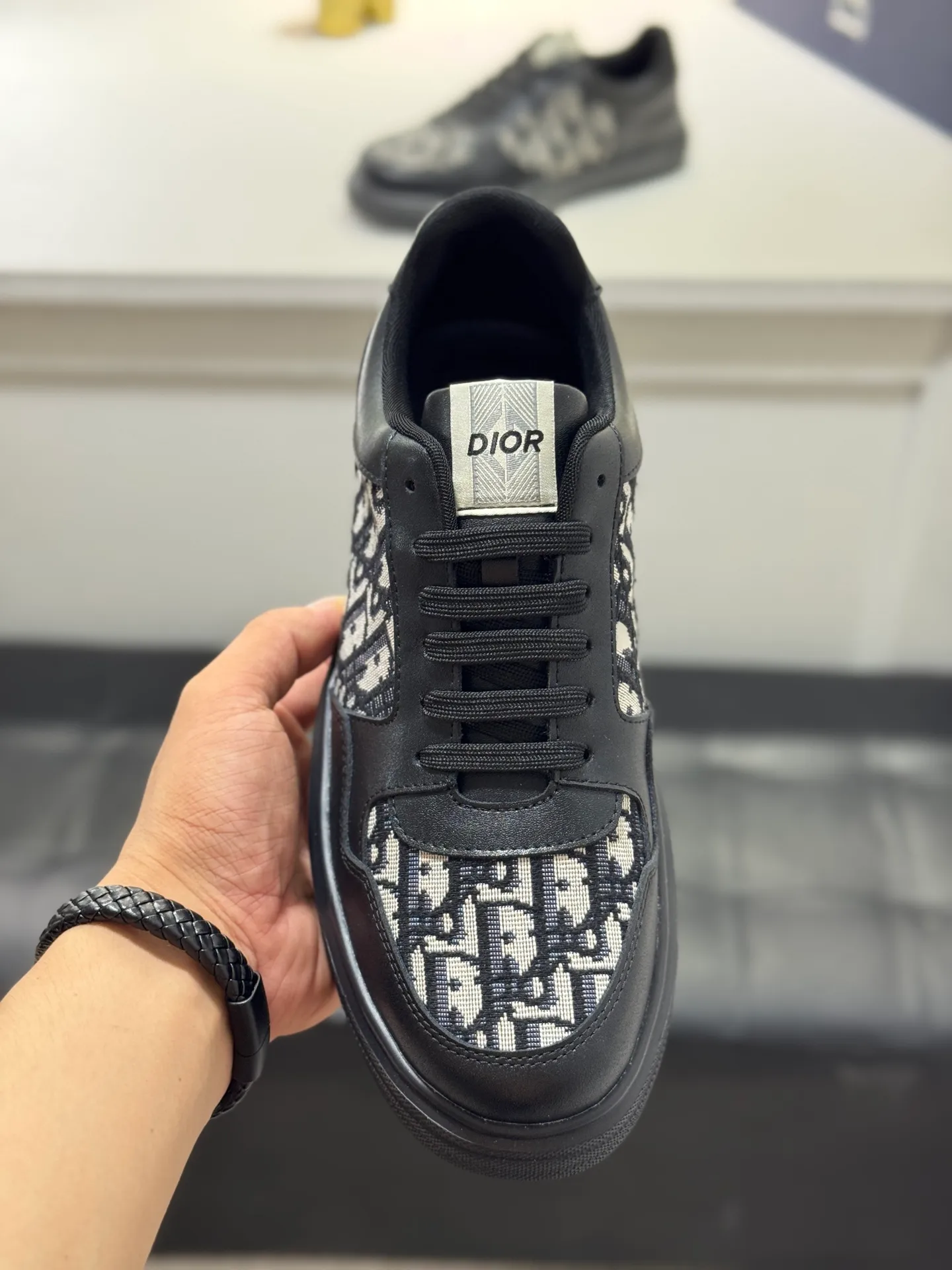Men's men's shoes 💰400 [New model] 🌂🌂Dior (Dior) 🆕 Low-top casual shoes, carefully made of first-layer cowhide with canvas, comfortable and breathable ~ rubber soles, enhance style. Fashionable and versatile, it can complement any look. Featuring an exquisite design that is uniquely dynamic and modern, this shoe is part of Dior's legacy and embodies modern elegance. Size: 38-44 (45 customized
